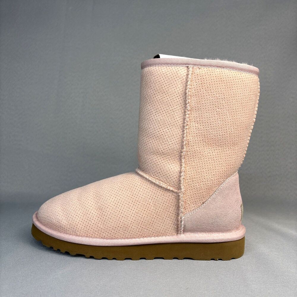 Womens 7 UGG Boots Classic Short Baby Pink Perforated Boho Festival w/ Box RARE! - Picture 4 of 15